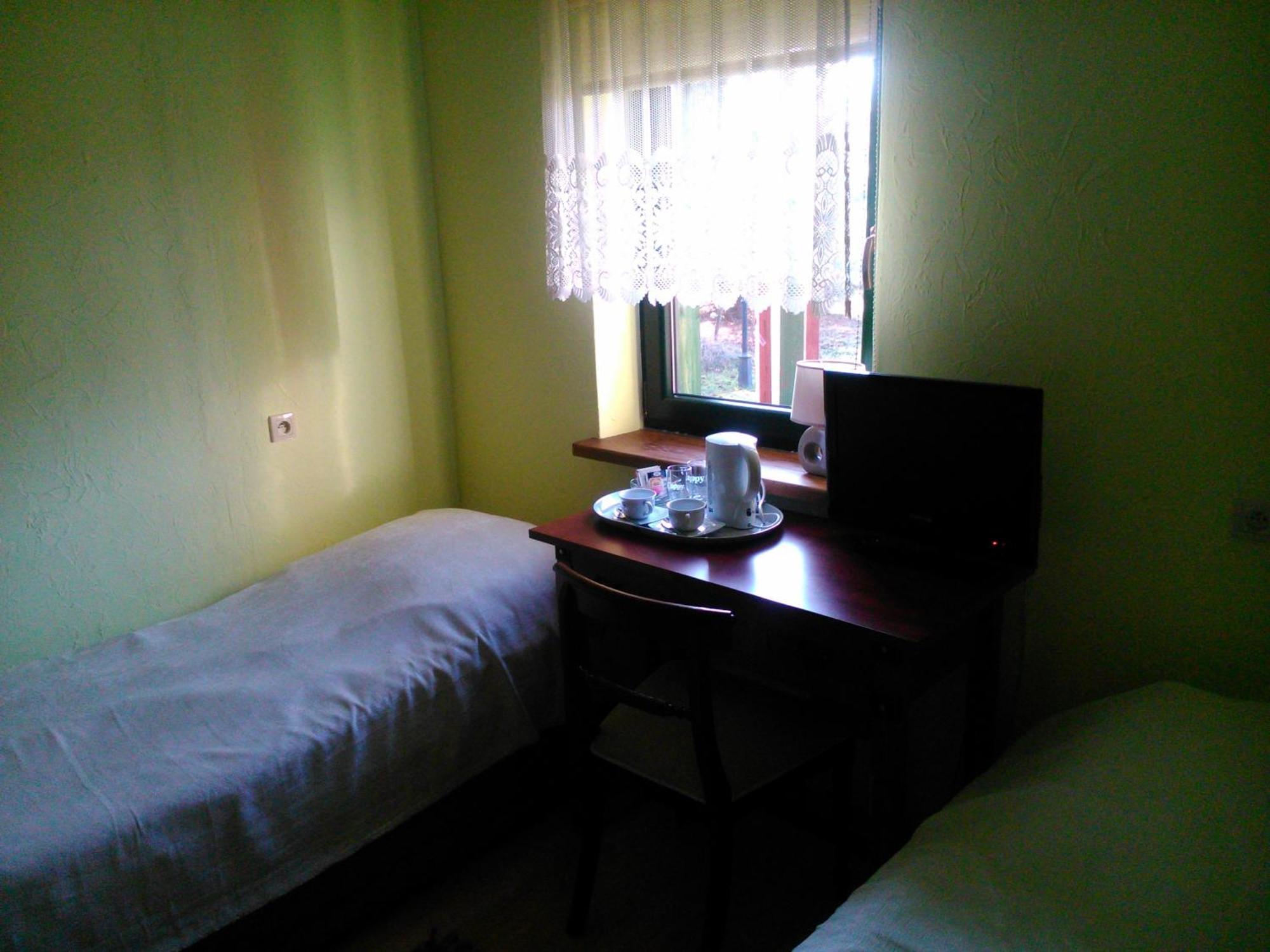 Bed and Breakfast Karczma Biesiadna Dalnia Camera foto