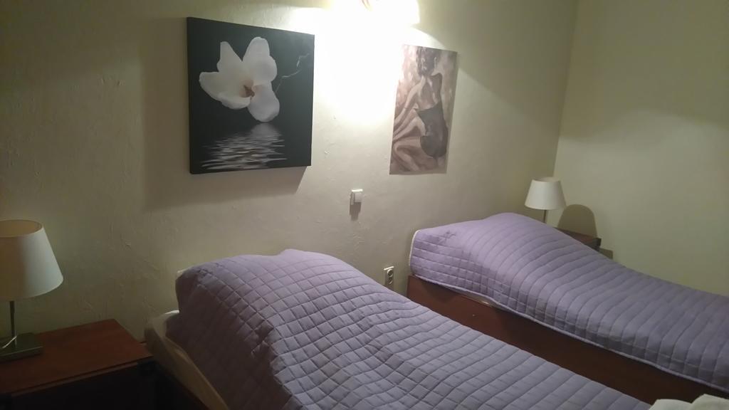 Bed and Breakfast Karczma Biesiadna Dalnia Esterno foto