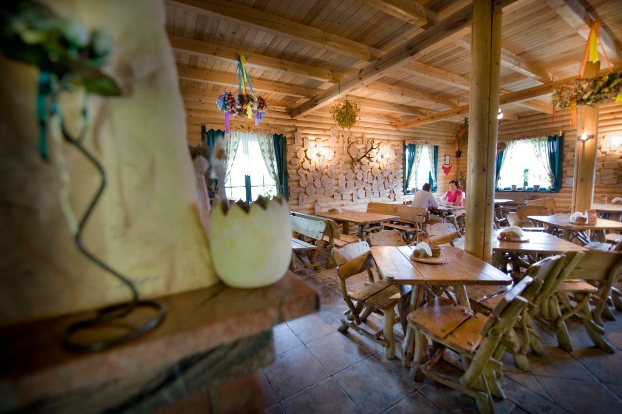Bed and Breakfast Karczma Biesiadna Dalnia Esterno foto