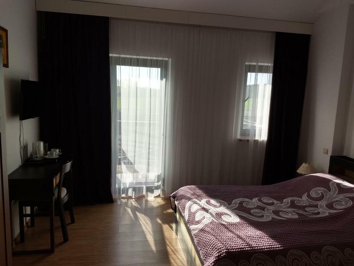 Bed and Breakfast Karczma Biesiadna Dalnia Esterno foto