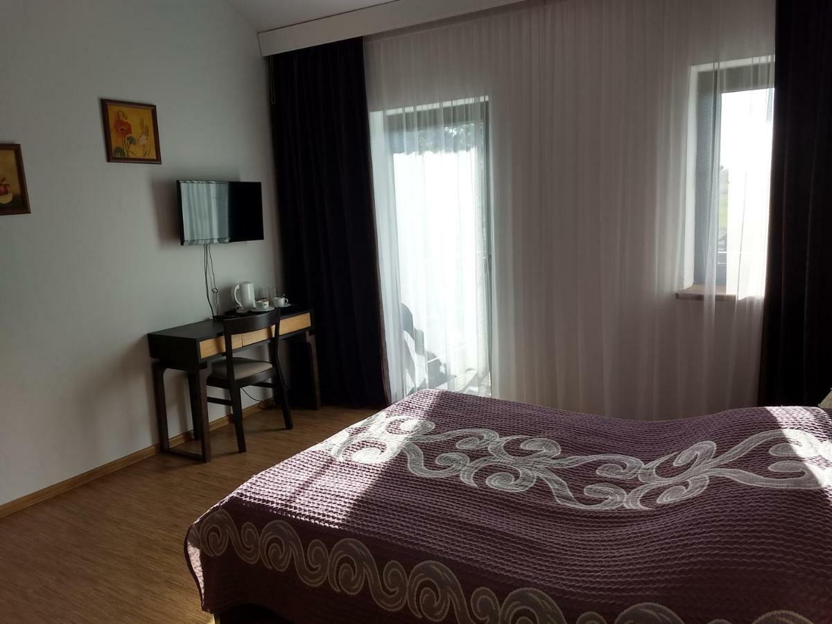 Bed and Breakfast Karczma Biesiadna Dalnia Esterno foto