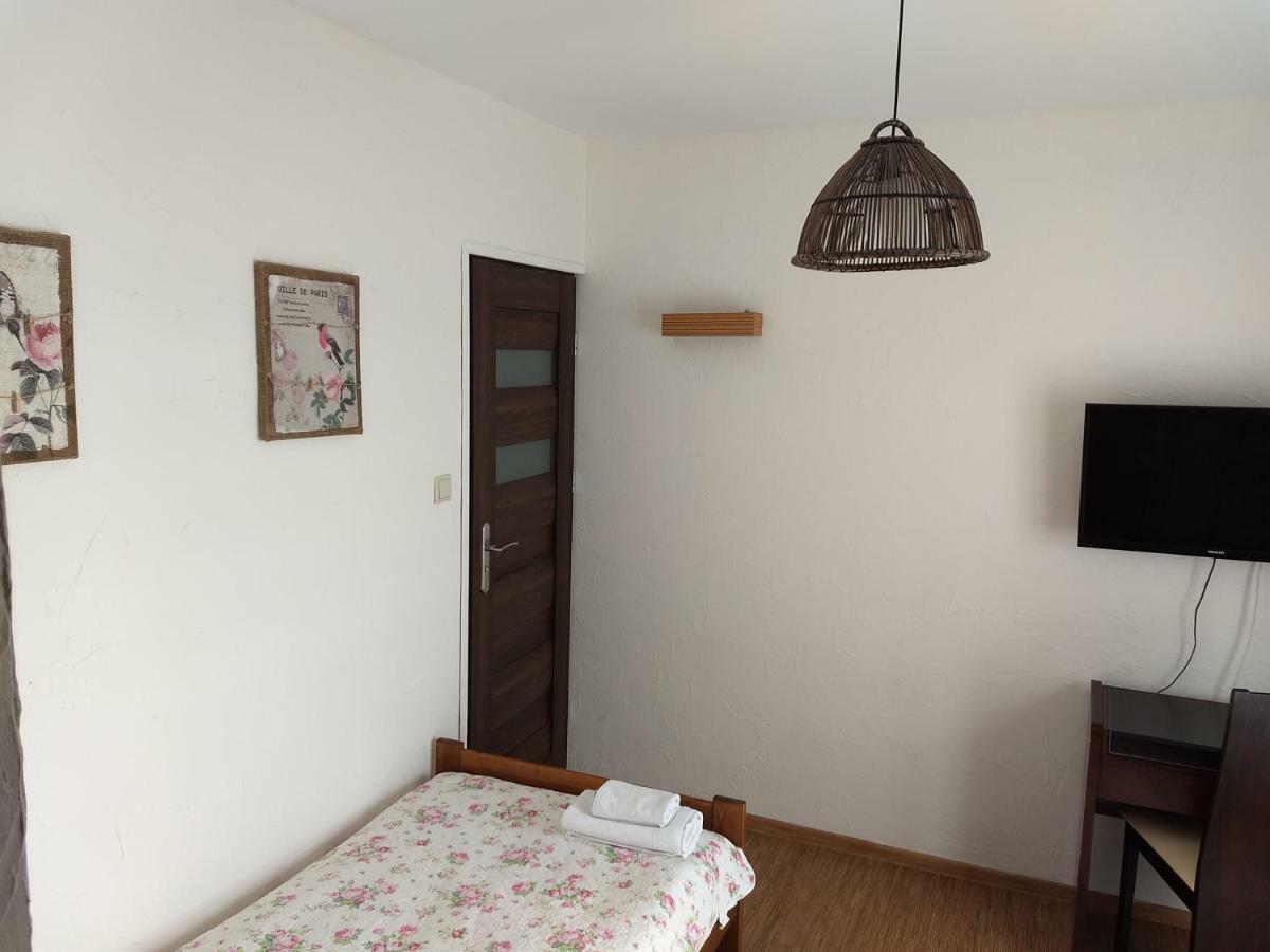 Bed and Breakfast Karczma Biesiadna Dalnia Esterno foto